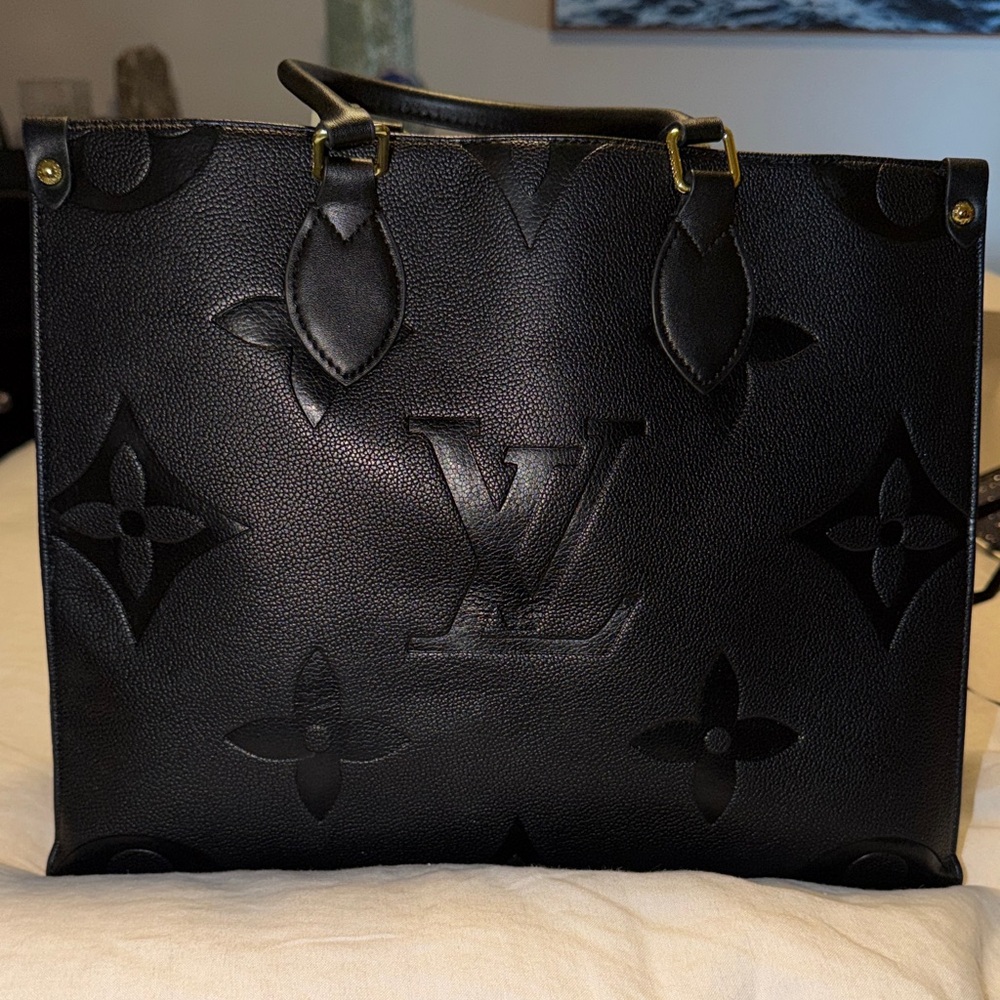 Black Embossed M Tote - Picture 2 of 6